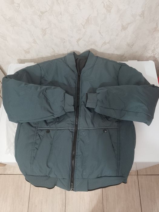 Куртка бомбер новая, размер 46-50