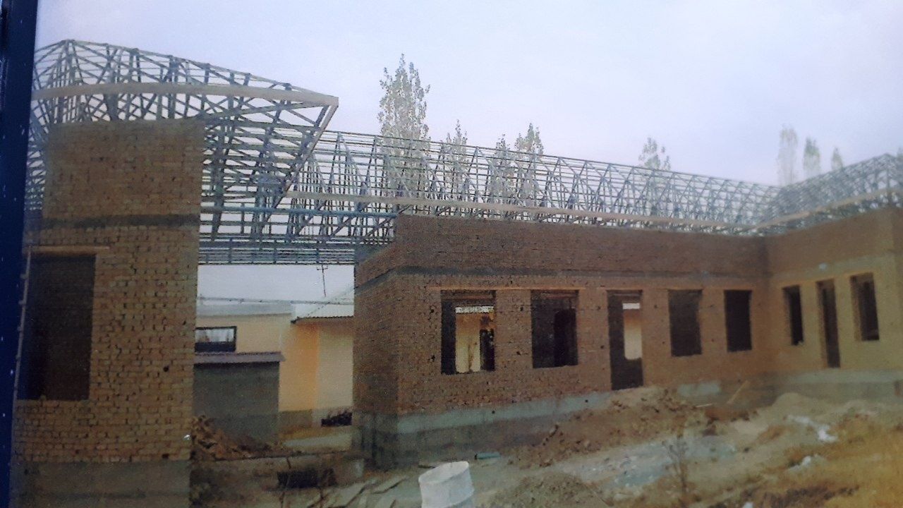 Том Навес Парник барчаси бизда