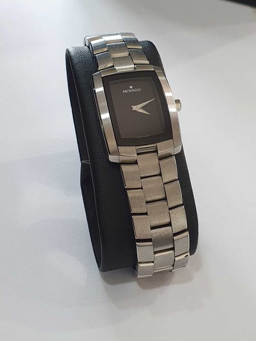 Дамски часовник Movado 84.C1.1434