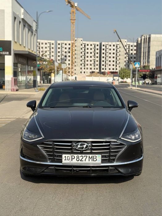 Hyundai Sanata 2022 yil