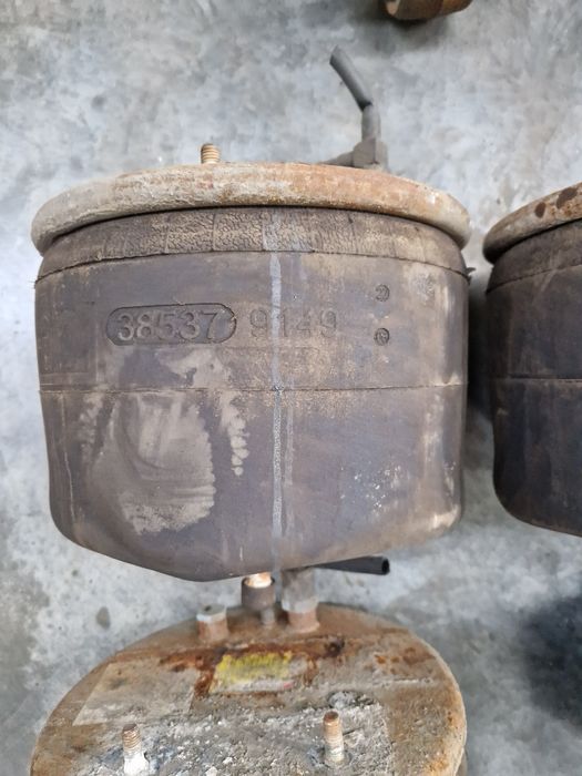 Perne suspensie axa spate Daf XF 105