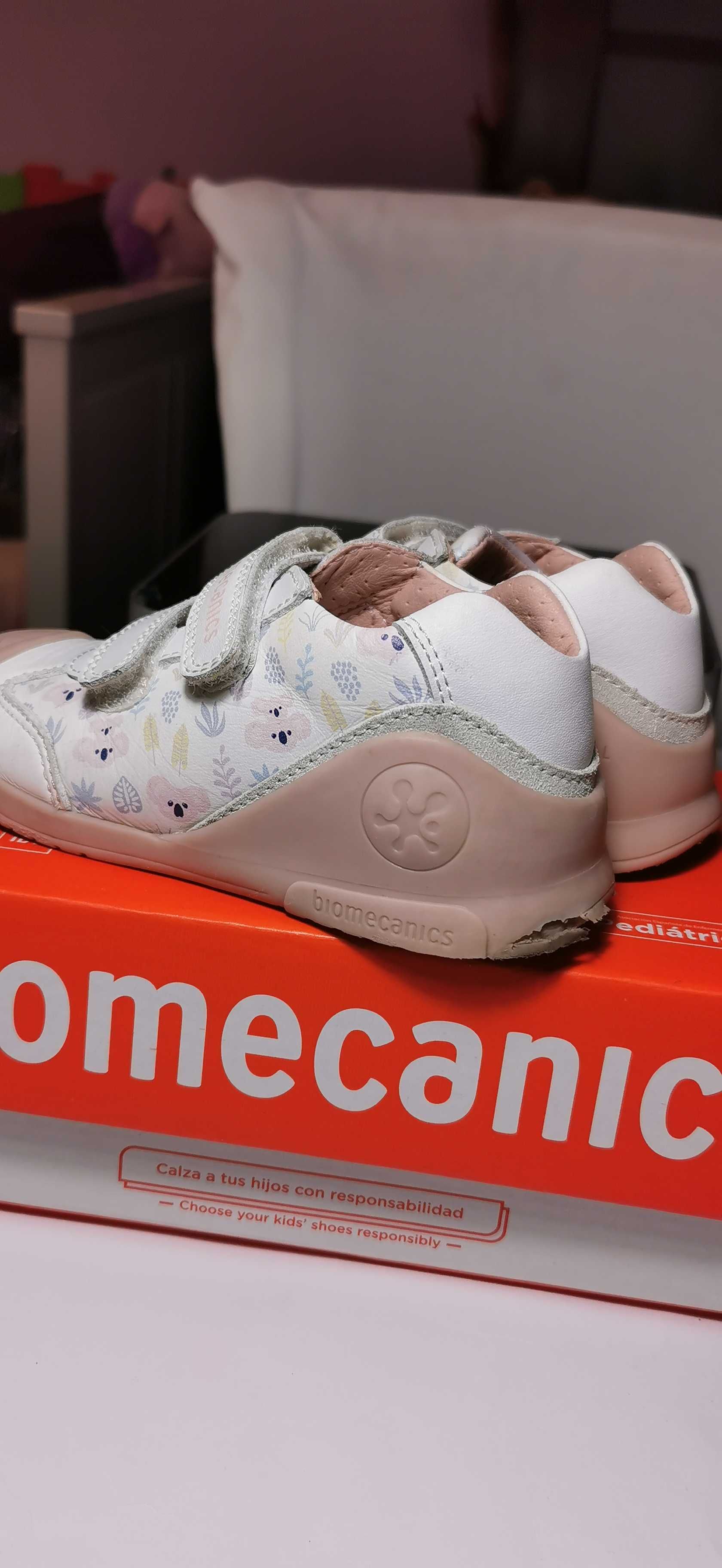 Pantofi sport biomecanics marimea 24