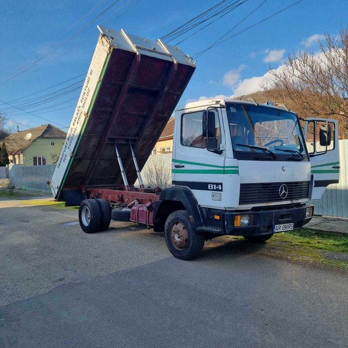 Mercedes 814 basculabil pe spate cu 2 cilindrii