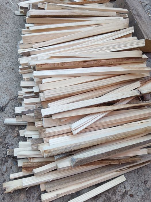 Lemn pt. aprinderea focului(brad)