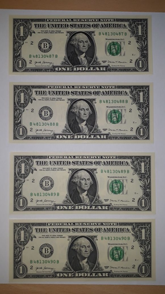 Set 4 bancnote 1$ serii consecutive
