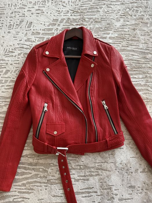 Продам кожаную косуху, натуралка, Турция, размер S-M