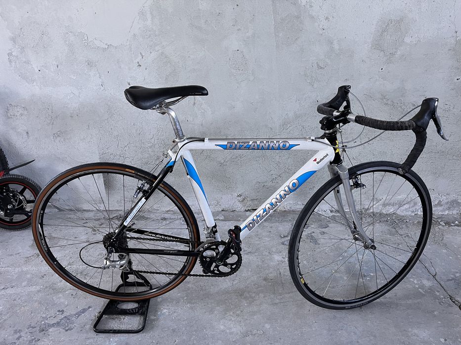 Шосеен cyclocross Dizanno ниска рамка алуминиева с метална вилка