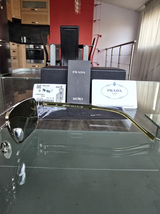 Слънчеви очила Prada SPR A57 silver green