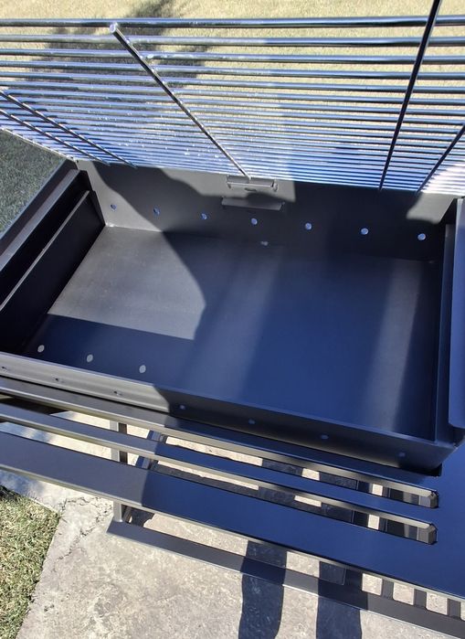 Ansamblu gratar cu arzator pe gaz