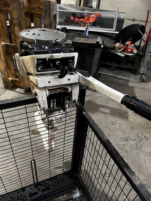 Vand motor barca johnosn 9.9cp,2 timpi