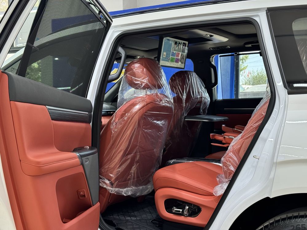 Dongfeng EP008 636 KM EV ULTRA