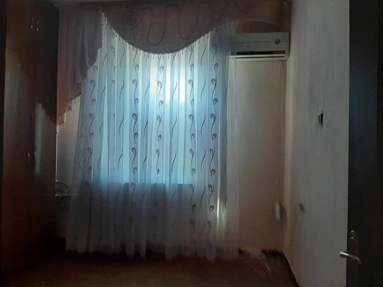 Продаётся квартира Паркентский 3 комнатная