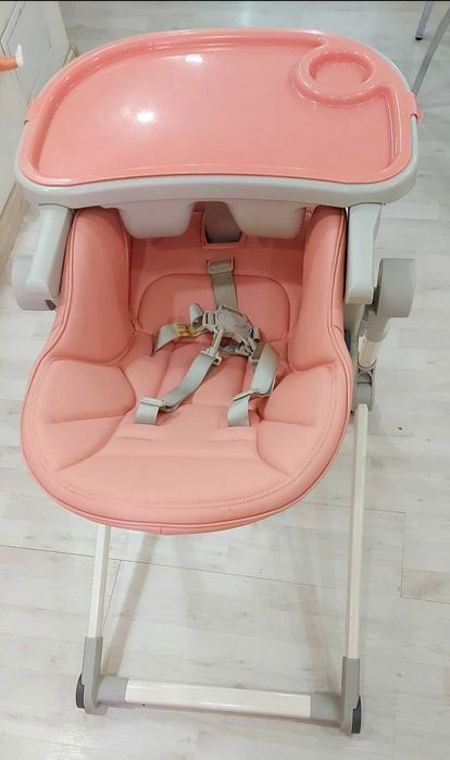 Scaun de masa pliabil