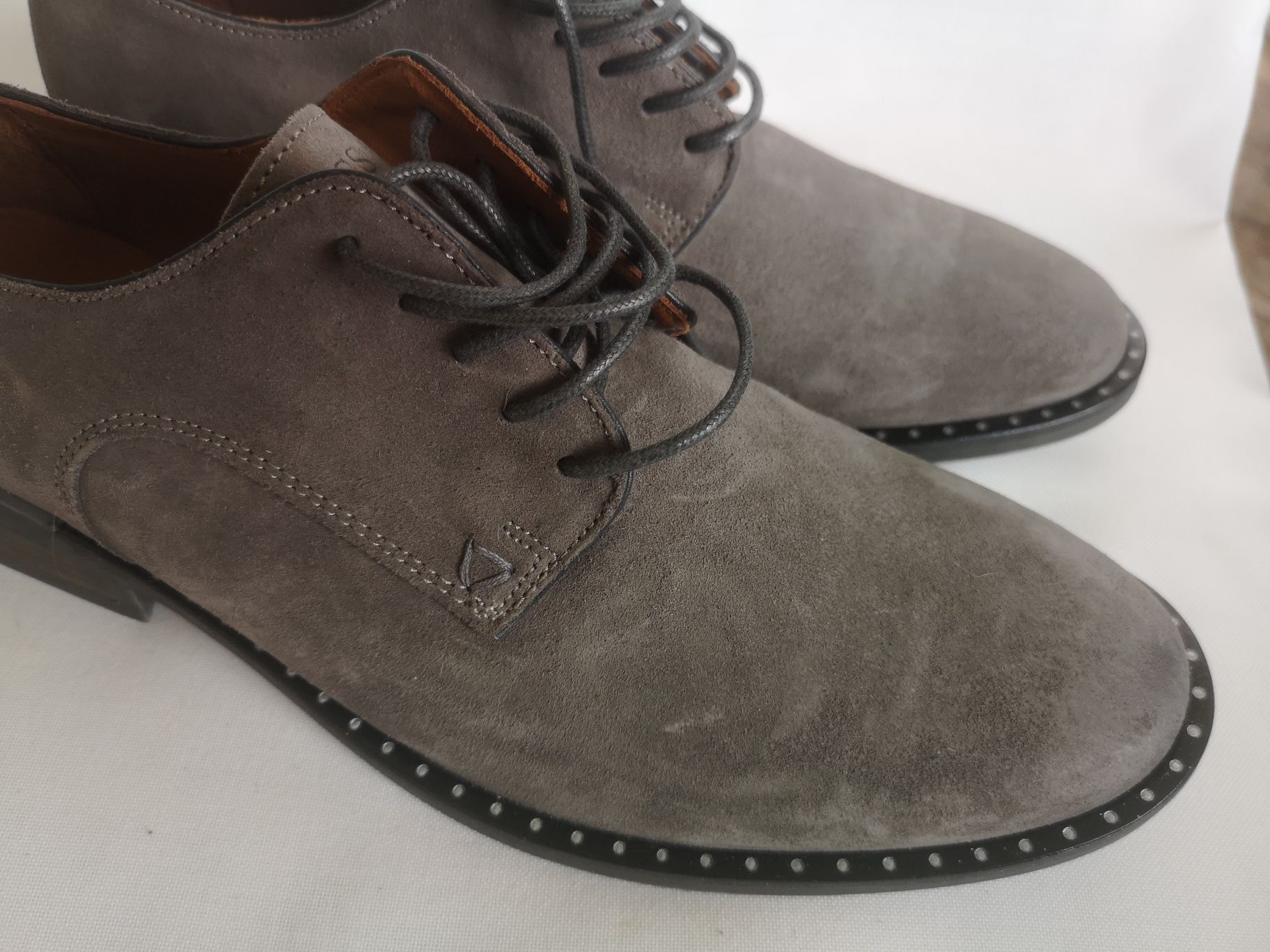 Guess, нови мъжки обувки, номер 43