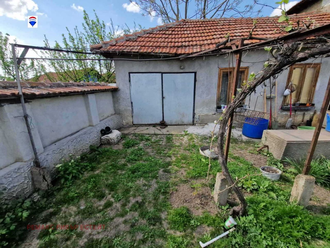 Продава се Къща в с. Тръстеник, Област Русе - 80 кв.м за 213 €/кв.м - Снимка #2