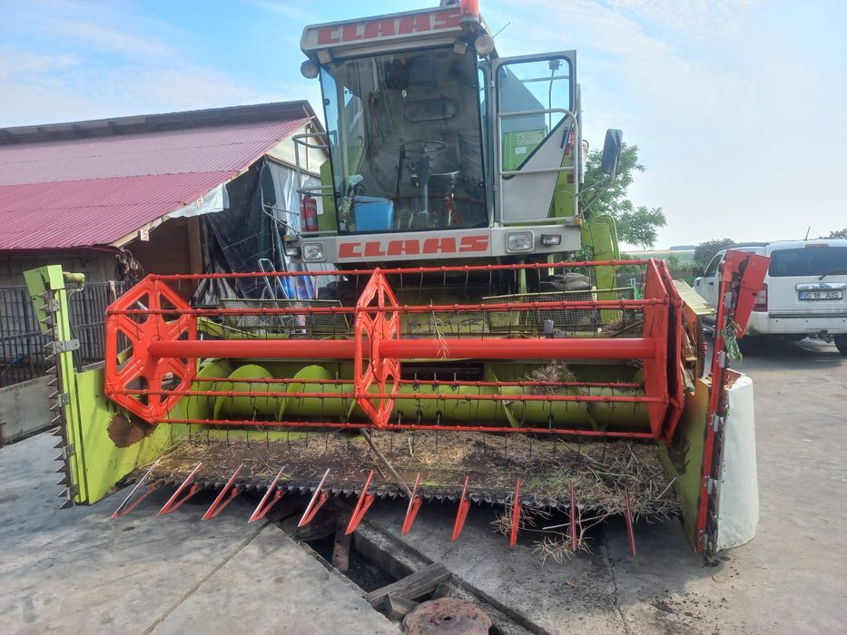 Combina Claas Dominator 78s