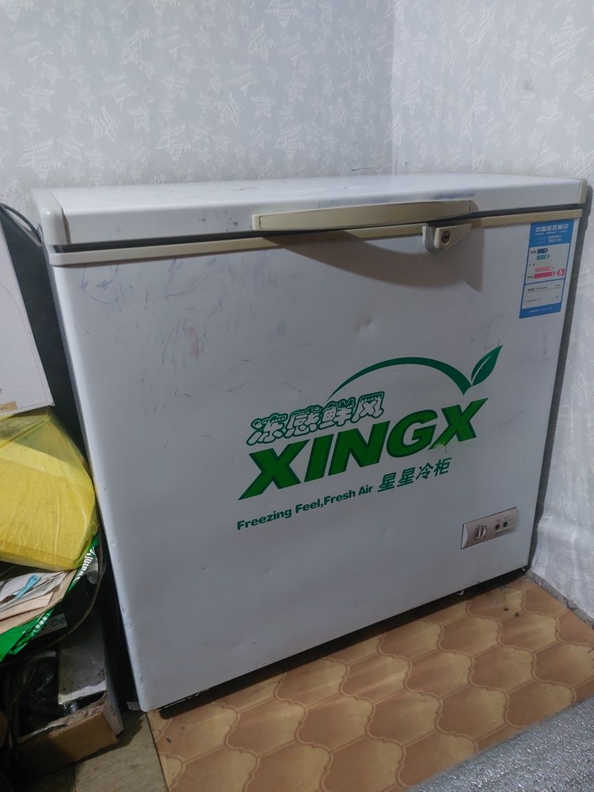 Продам морозильную камеру