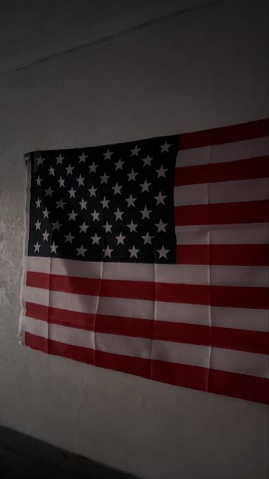 Продам американский флаг
