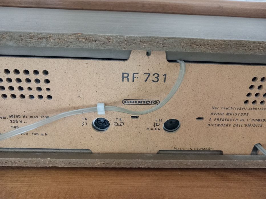 Radio Grunding RF731
