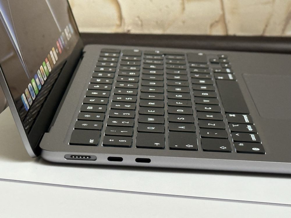 Apple MacBook Air 13.6 M2 EAC 2023год батарея 100% SSD256GB/RAM8GB