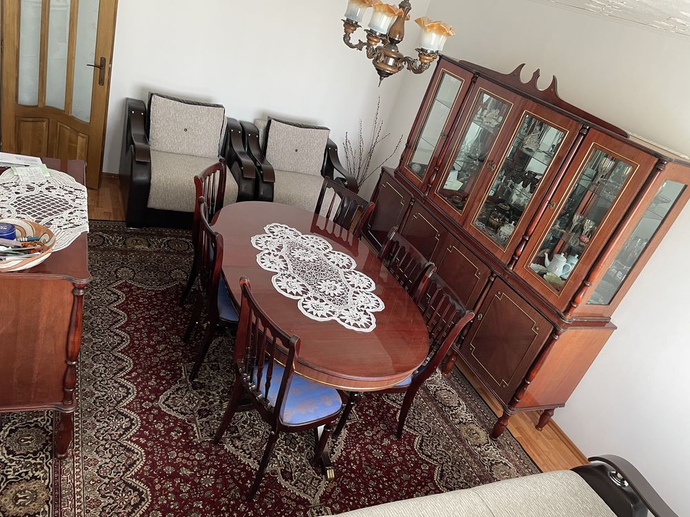Vand apartament 3 camere zona Steaua