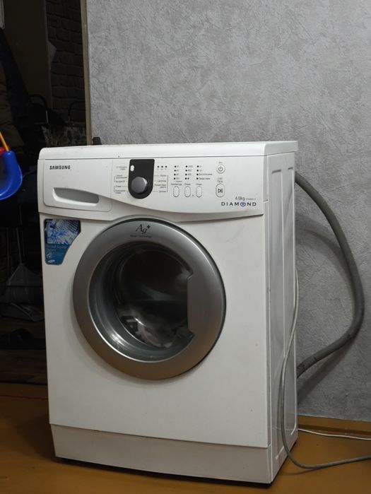 Продам стиральную машину