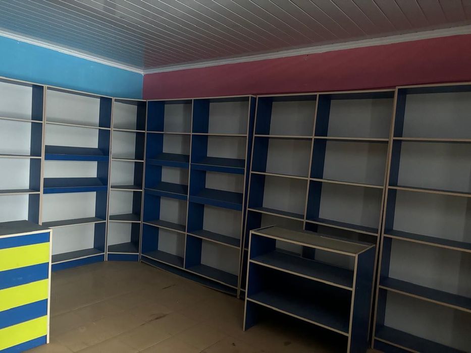 Мебель для магазина