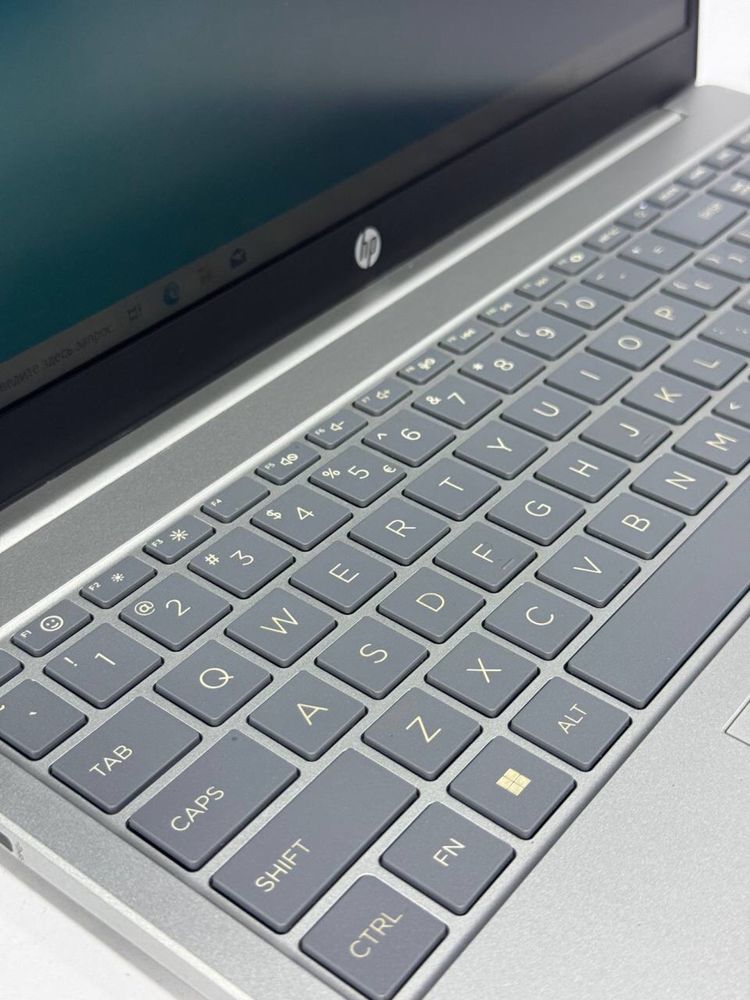 Otom Narxda Kuchli Noutbuk  HP Laptop 15.6!
