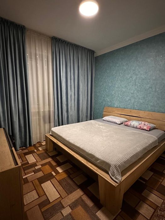 Трехкомнатная квартира в алматы