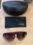 Слънчеви очила Guess