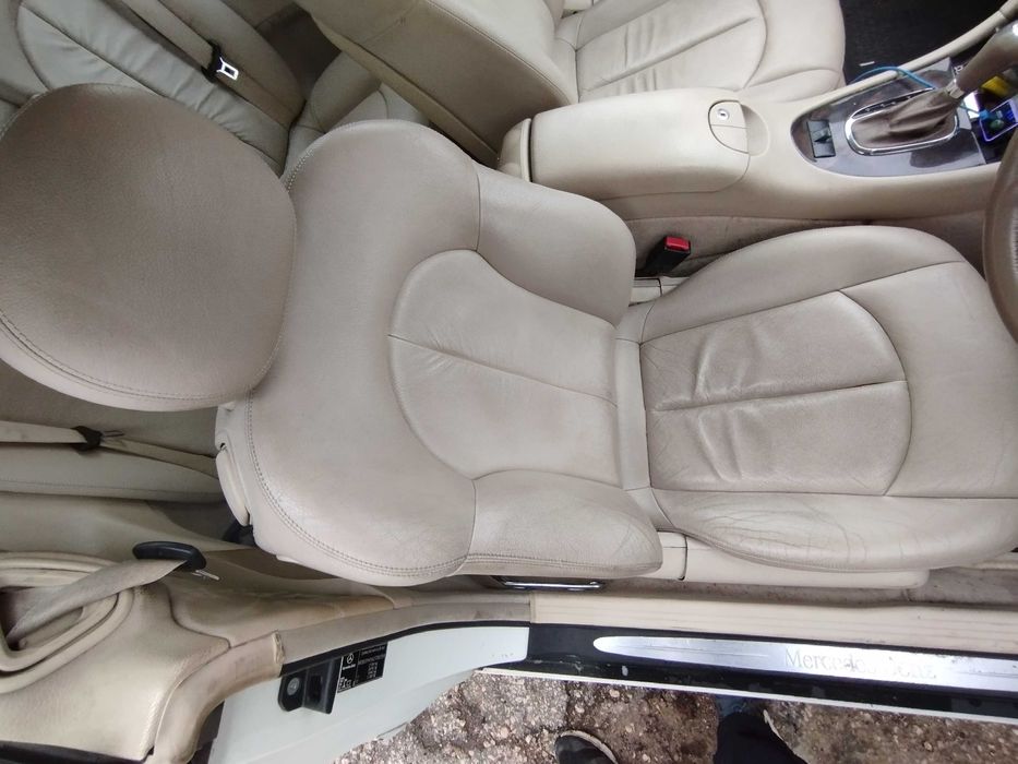 На части Mercedes CLK-350, W209