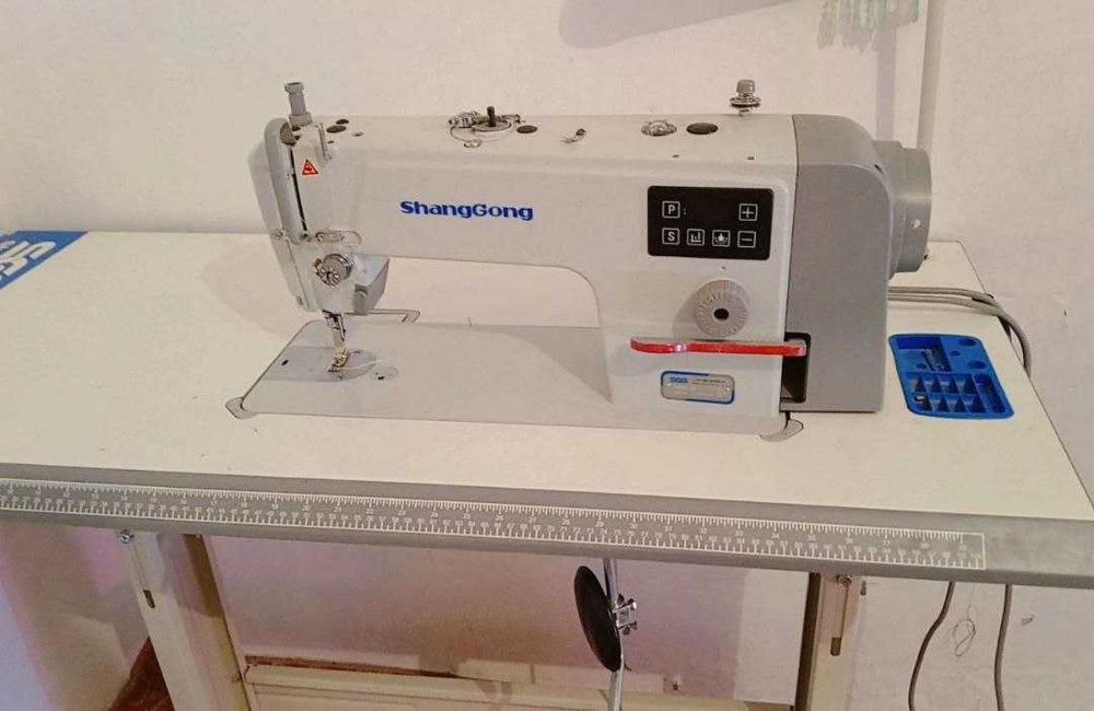 Tikuv mashinasi sotiladi