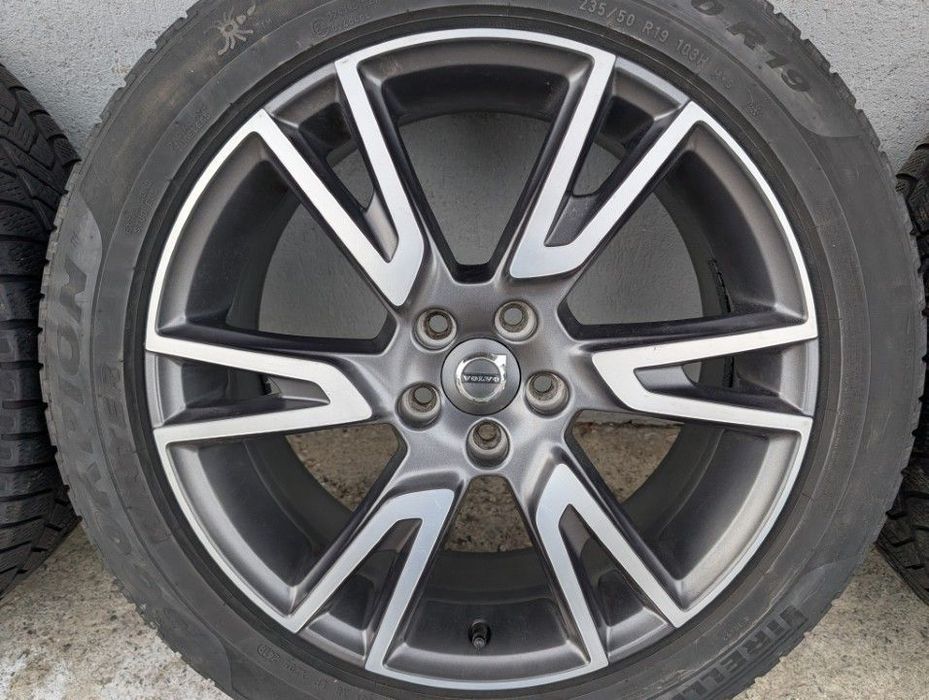 Jante 5 spite duble 19" Volvo S90 V90 S60 V60CC XC40 XC60 XC70 XC90 anvelope 235/50R19 Pirelli