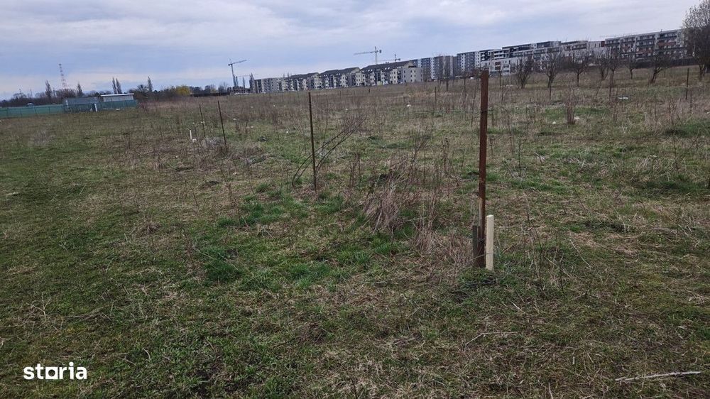 Teren Intravilan Zona  Tractorul
