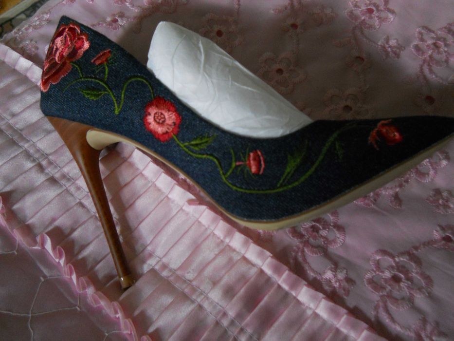 Pantofi denim blugi brodati
