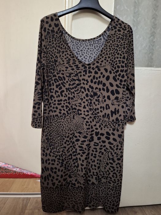 Платье вечернее..