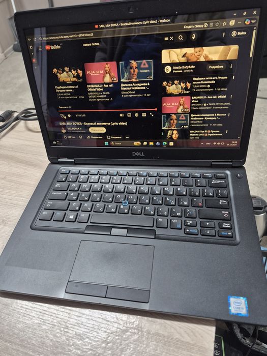 Dell Latitude 5490 — это бизнес-ноутбук с диагональю экрана 14 дюймов,