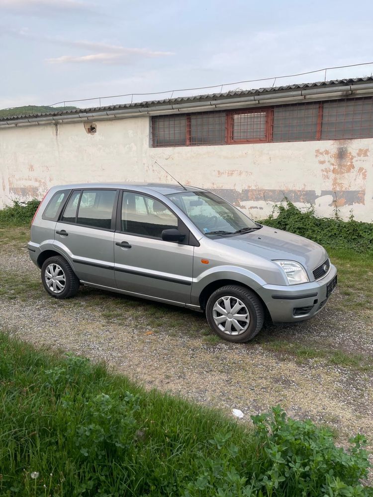 Ford Fusion, 1.4 benzină, automat