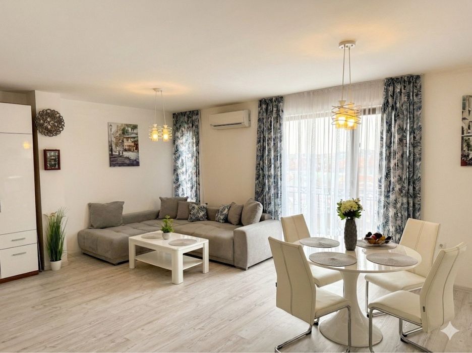 Ъглов диван с механизъм сън