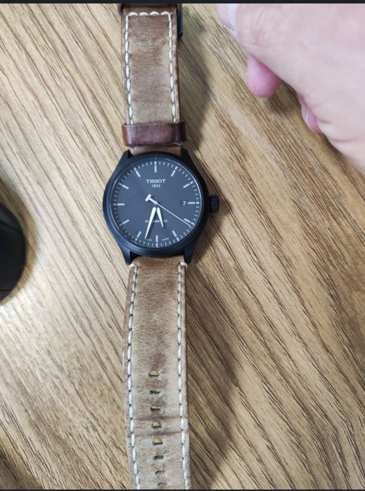 Продам часы тиссот tissot