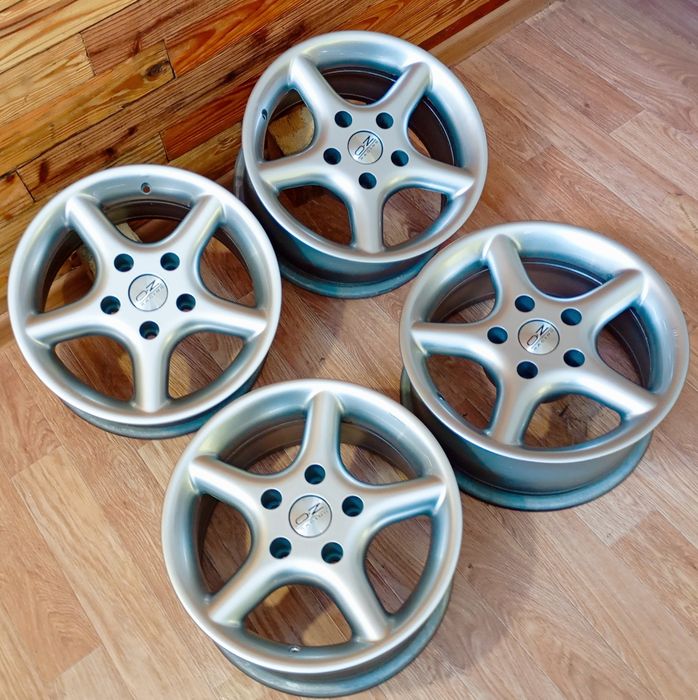 Диски 15 крепёж 5/120 ЕТ 25 J7 в идеальном состоянии .