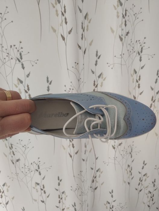 Pantofi eleganți femei