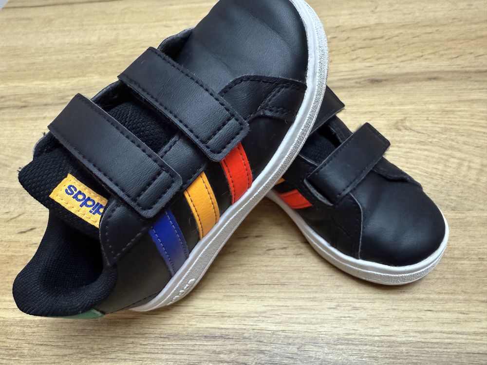 Детски кецове Adidas 25 номер
