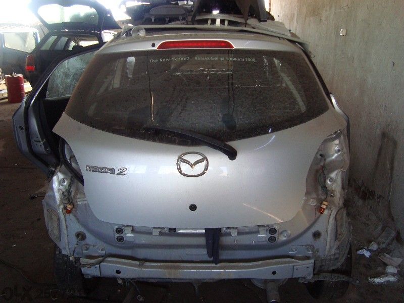 Mazda 2 Мазда 2 2008 на части