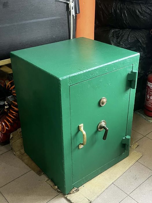 Огнеупорен сейф/каса