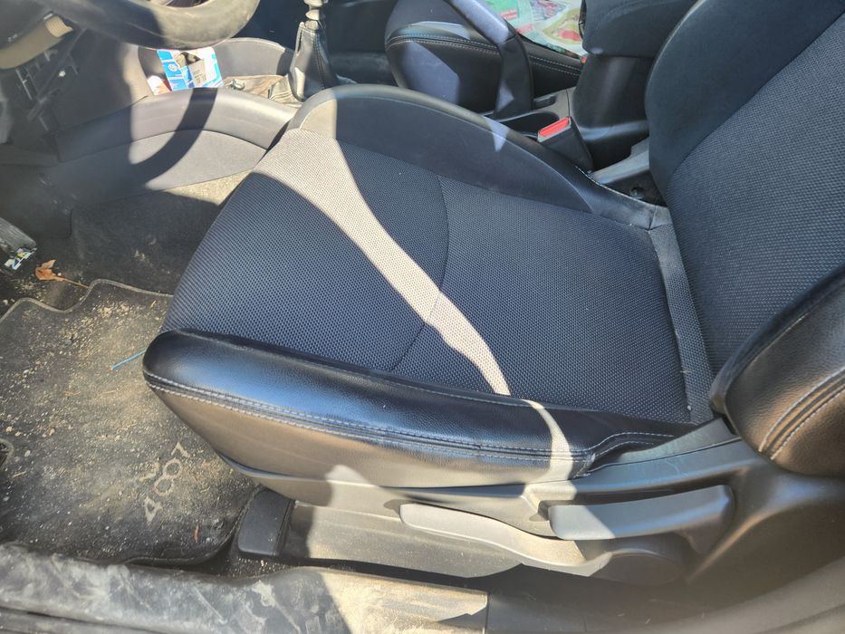 За Части Peugeot 4007 2.2 hdi 2011 година