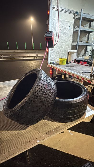 Vand 2 anvelope iarna Pirelli Sottozero 3 - 315/30R21