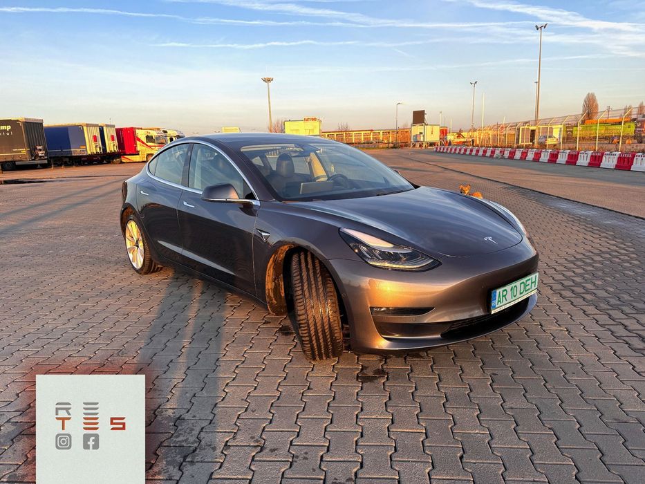 Tesla Model 3 Tesla Model 3 Long Range AWD TVA -deductibil, an 2019, 154.000 km