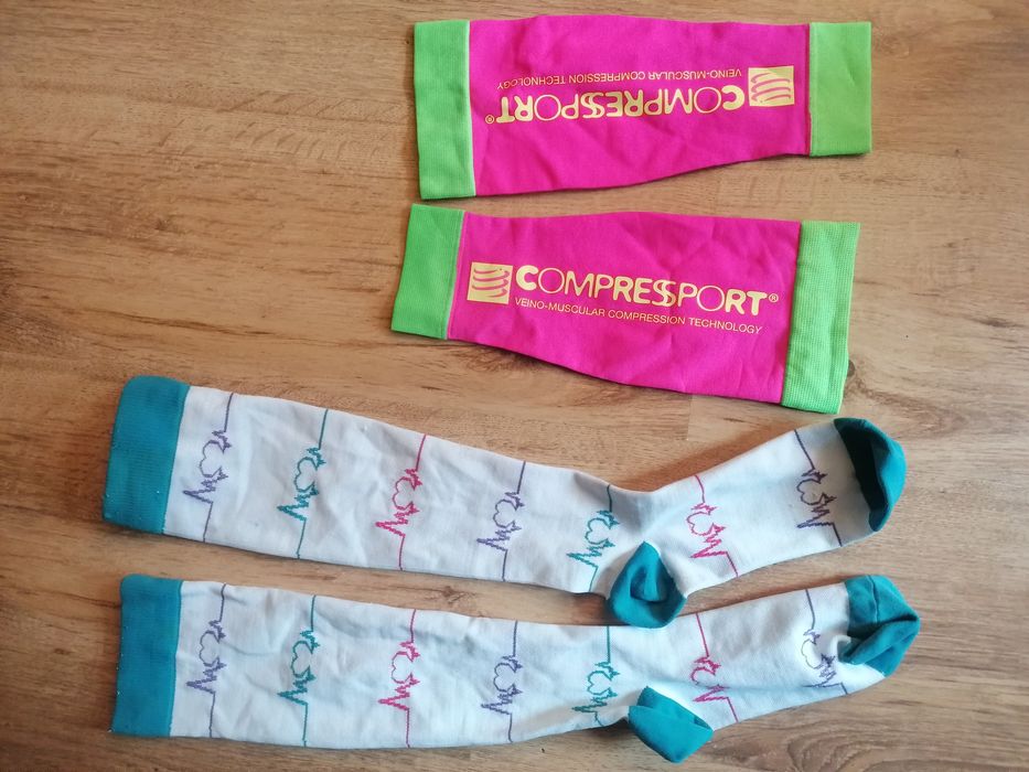 Jambiere sosete compresie gambe Compressport noi north face vaude nike