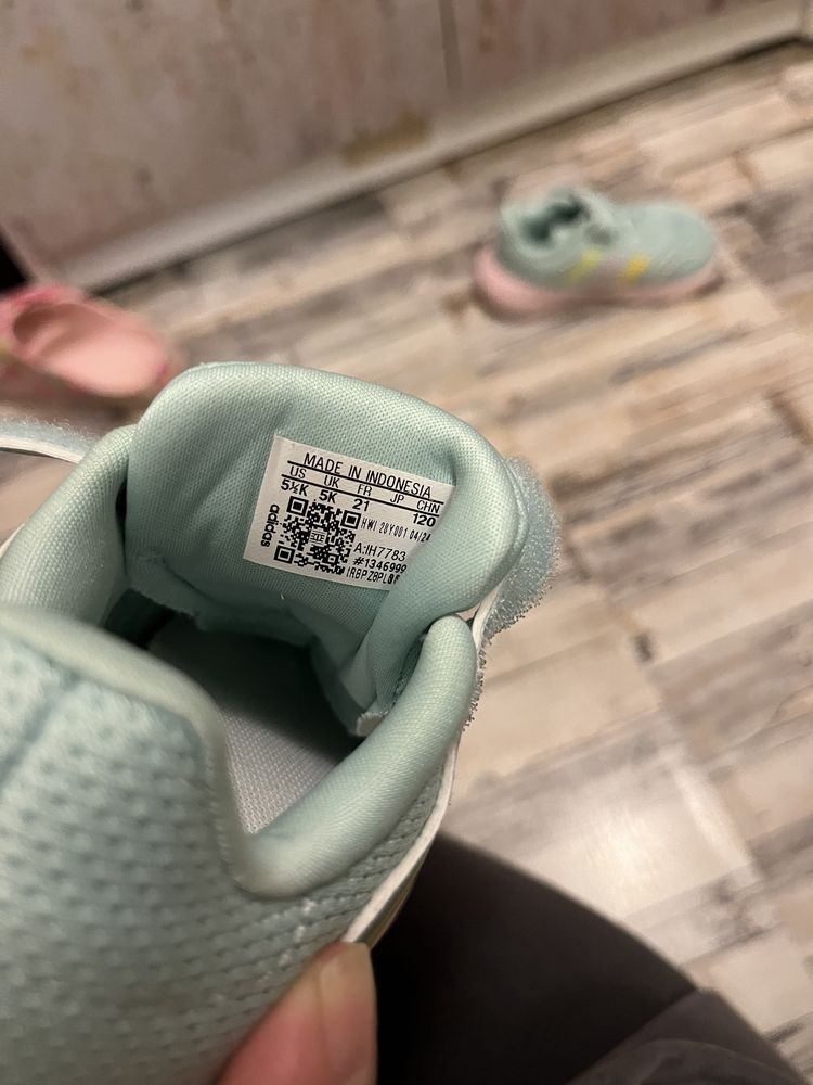 Маратонки Adidas бебе